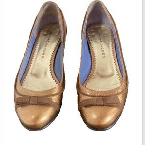 MARC JACOBS BRASS GOLD Metallic Pumps w/bow Kitten Heel Ballet Shoes SZ 36 1/2